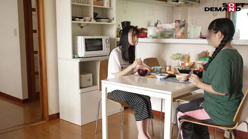 元引きこもりのポコチン絵師 鳥羽いく（20） 実家にお邪魔して1泊2日のAVデビュー撮影 画像8