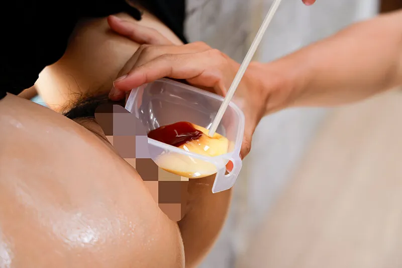 素人バラエティ 壁マ〇コスタイルDEお膣の中身は何だろな？街行くJDが異物挿入当てゲームに挑戦！全員中出し＆ぶっかけ！合計11射精！ 画像9