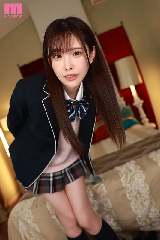 【VR】発育のよい167cm 8頭身モデルBODY 垂涎モノのスベスベ生美脚 からかい上手な女生徒の大胆誘惑に下心爆発…制服に心乱され一度ならず二度、三度と禁断中出し 新ありな 画像4
